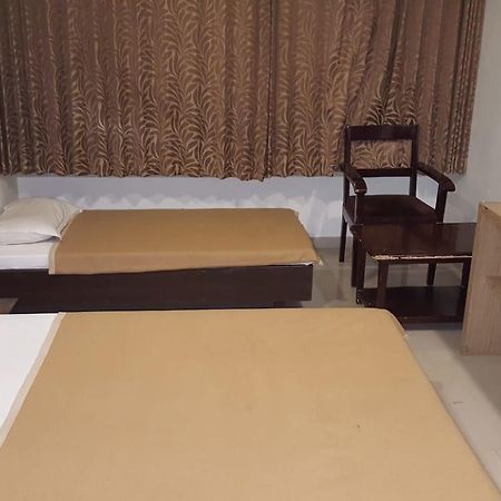 Hotel Sapphire Junagadh Εξωτερικό φωτογραφία