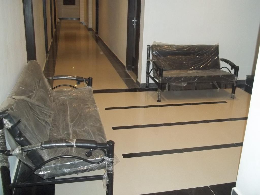 Hotel Sapphire Junagadh Εξωτερικό φωτογραφία