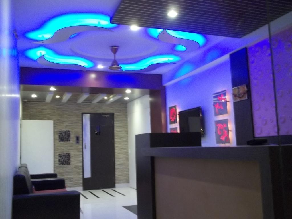 Hotel Sapphire Junagadh Εξωτερικό φωτογραφία